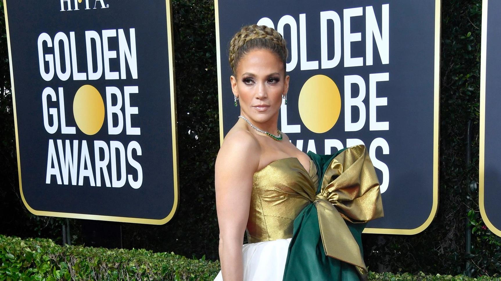 Golden Globe Style Spotlight: The Most Iconic Golden Gowns in Golden Globe History